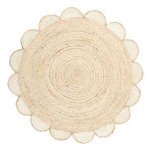 Round Savannah rug shown flat, with a natural-tan centre, concentric rings and cream scalloped edging.